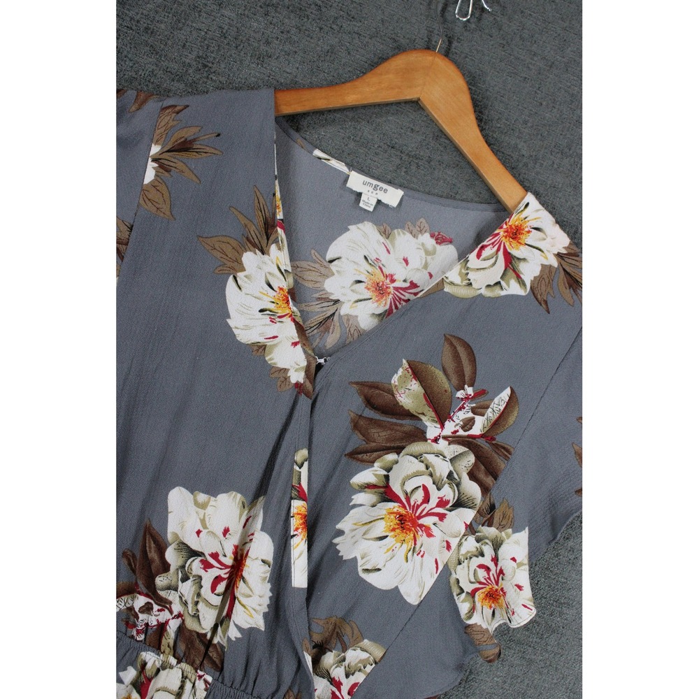 Umgee USA Floral Surplice Romper Gray Red White Ruffle Hem R7523 Size L